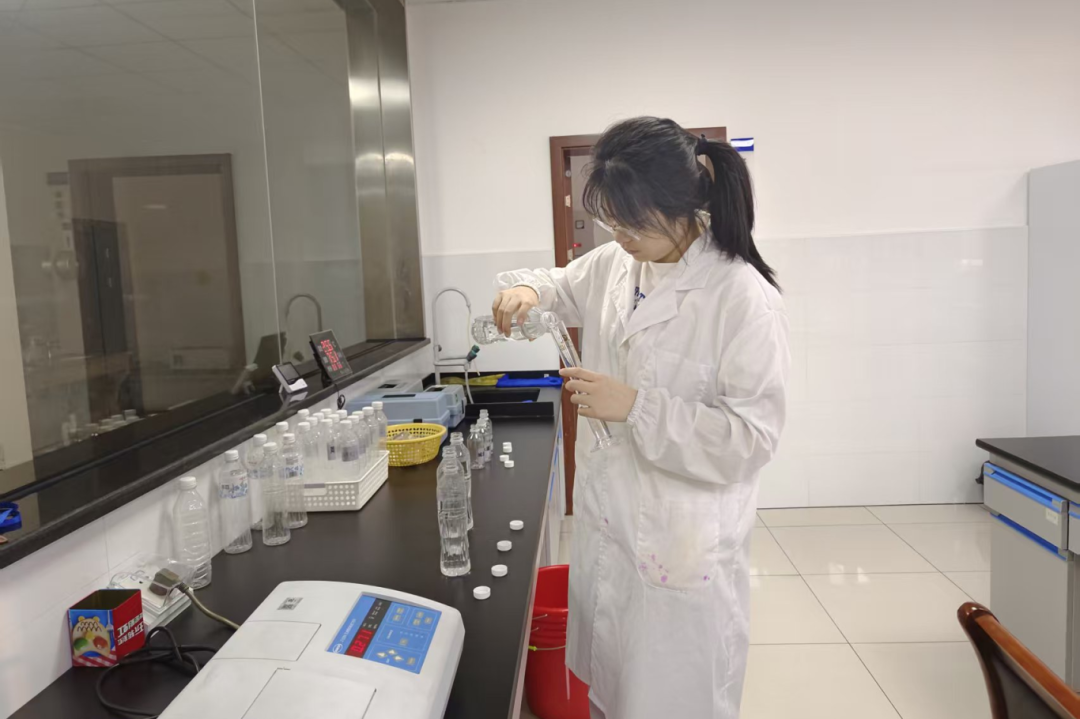 1760232731409791.png 1012-4-6.png