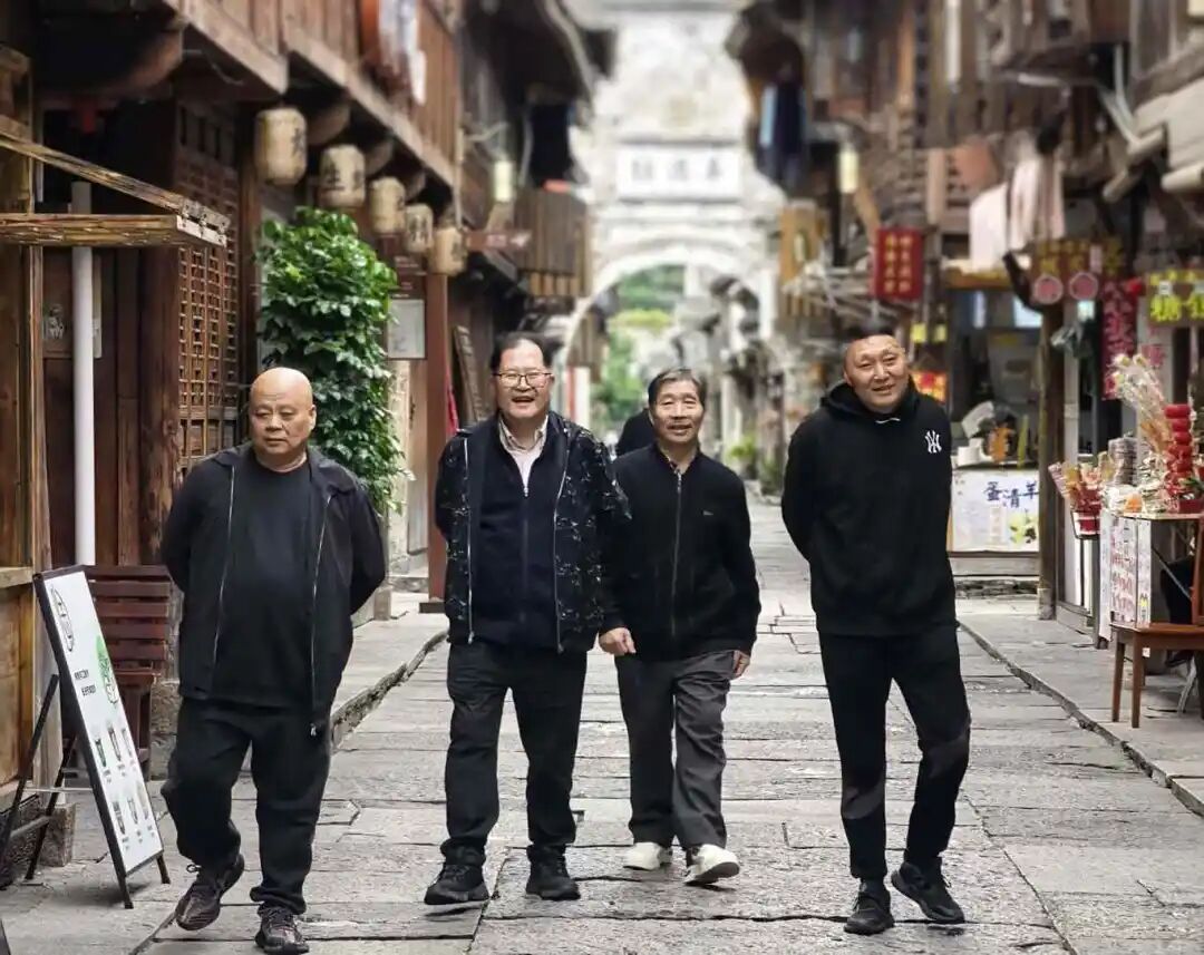 1761906580845273.jpg 1031-4-3.jpg