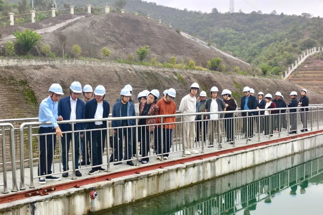 1776438803565251.jpg 417-6-3.jpg